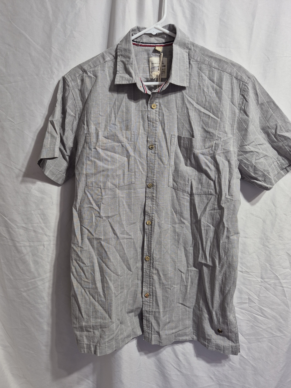 Point Zero Men's Short-Sleeve Button-Down Shirt — Light Gray Pinstripe